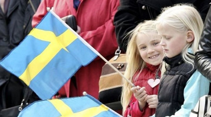 En mutlu çocuklar İsveç'te