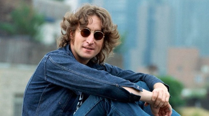 John Lennon'un katiliyle çekilen fotoğrafı ilk kez ortaya çıktı