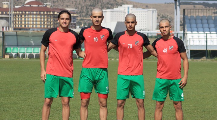 Karşıyaka'da 7 futbolcu yasağa takıldı
