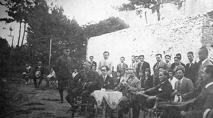 ‘Atatürk'ün Adımlarıyla Karşıyaka' anlatılacak