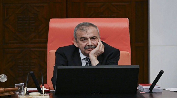 Sırrı Süreyya Önder hayatını kaybetti