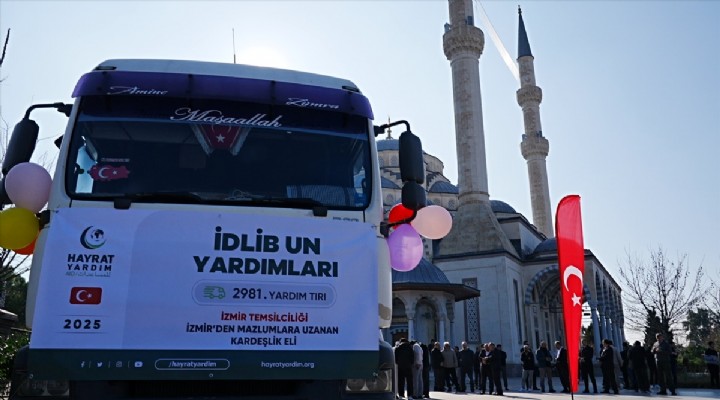 Bir TIR un Suriyeliler için İzmir'den Hatay'a doğru yola çıktı