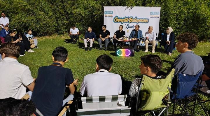 AK Gençlik İzmir, Kemalpaşa'da Gençlik Buluşması düzenledi