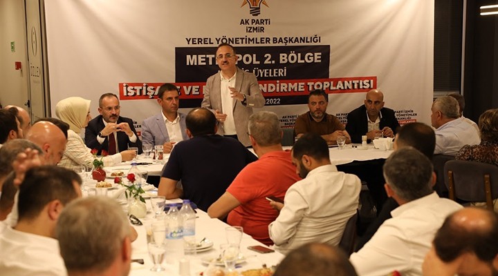 AK Parti İzmir'den meclis üyeleri toplantısı...