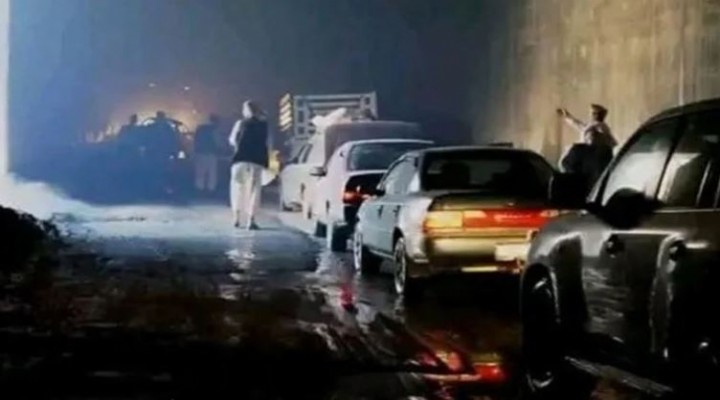 Afganistan'da yakıt tankeri tünelde patladı: 19 ölü, 32 yaralı