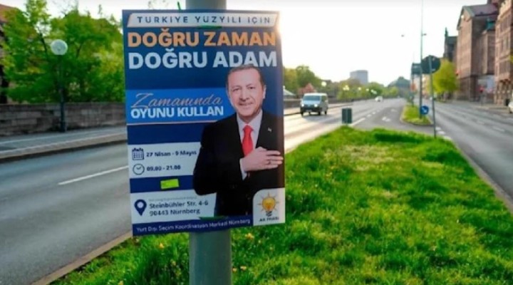 Almanya'da Erdoğan afişlerine yasak!