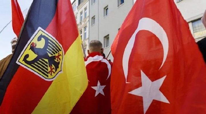 Almanya'da işsiz Türk ailelere 3 bin Euro...