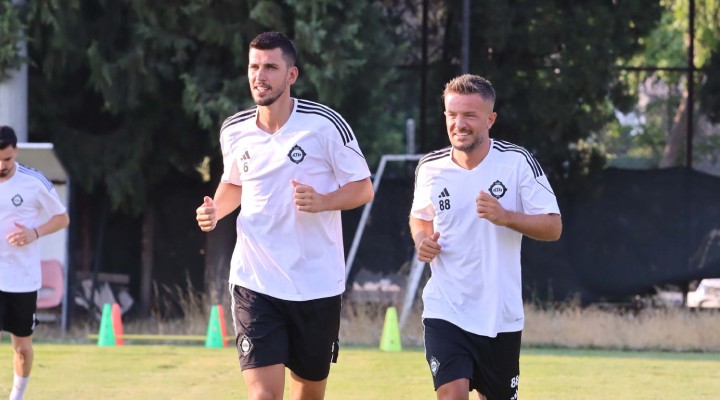 Altay'da Ceyhun gemiyi terk etmedi!