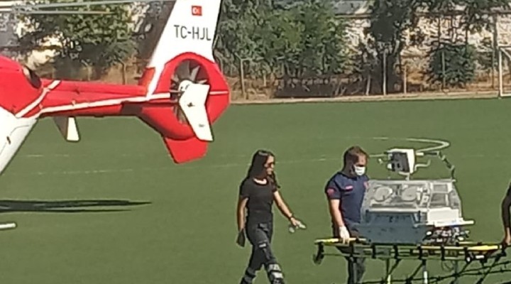 Ambulans helikopter yeni doğan bebek için havalandı