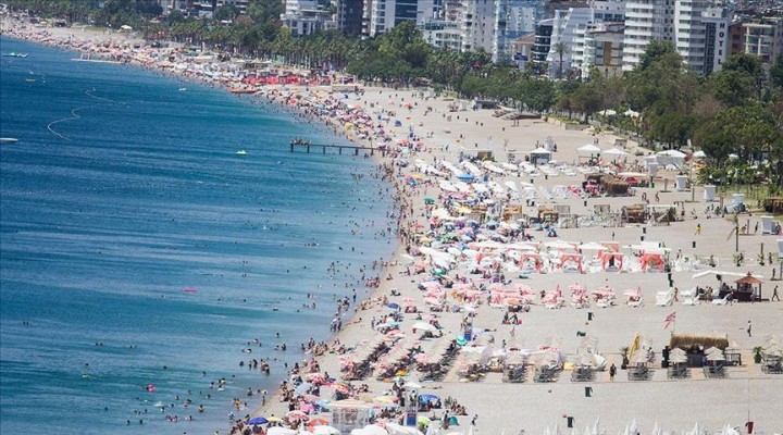 Antalya'nın 2025 beklentisi 20 milyon turist