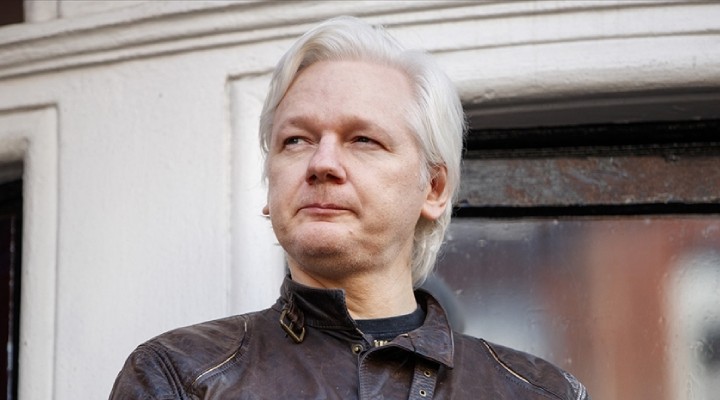 Assange 5 yıl sonra serbest!