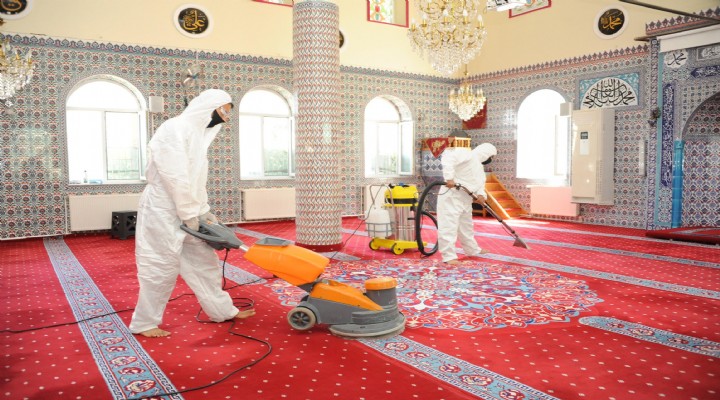 Balçova'da camilerin temizliği yapıldı