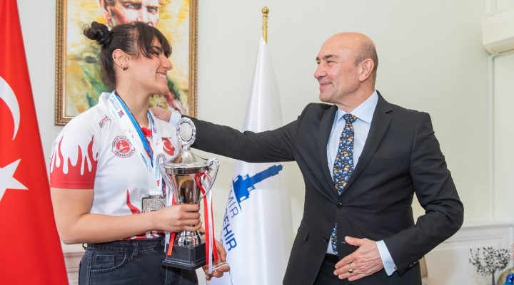 Başkan Soyer şampiyon Bilge Su Gürel'i ağırladı