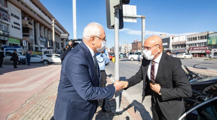 Başkan Soyer'den Karabağlar'a ziyaret