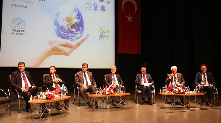 Başkan Tugay Bursa'da İklim Zirvesi'ne katıldı