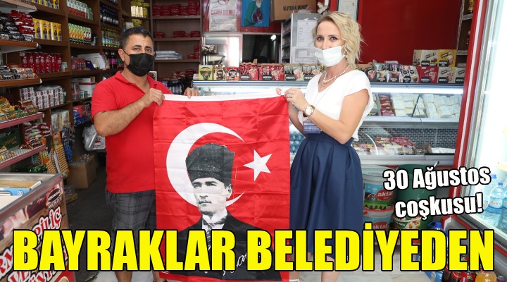 Bayraklar belediyeden!