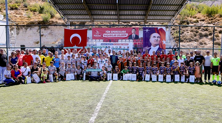 Bayraklı'da Ferdi Zeyrek U-12 Cup başlıyor