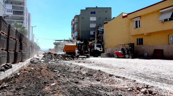 Bayraklı'da asfaltlama seferberliği