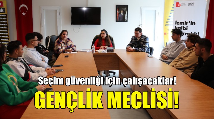 Bayraklı'da gençlik meclisi toplandı!