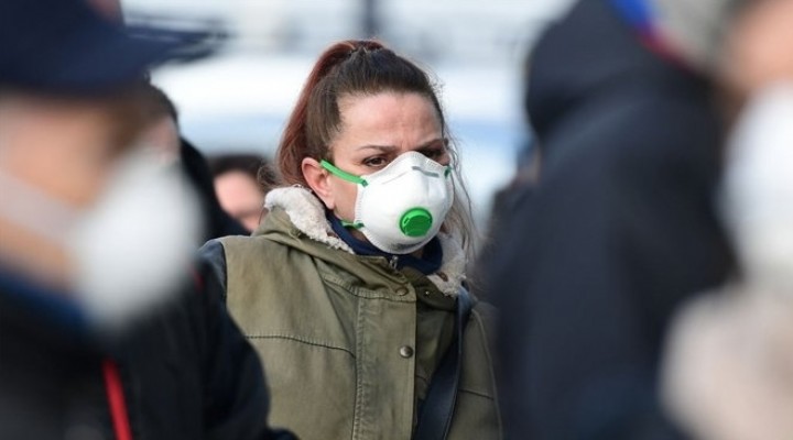 Çeşme'de 98 kişiye maske cezası