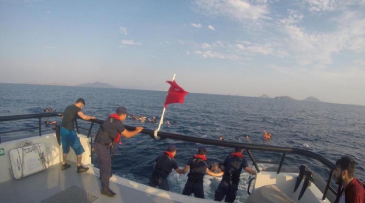 Bodrum'da kaçakları taşıyan tekne battı: 11 ölü