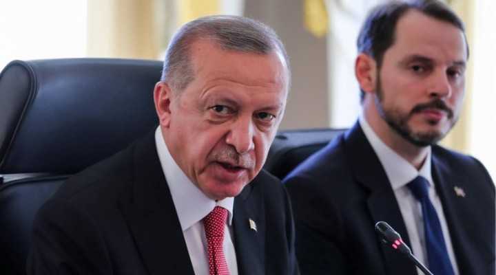 Cumhurbaşkanı Erdoğan'dan, pazartesi günü kabinede değişiklik beklentisi