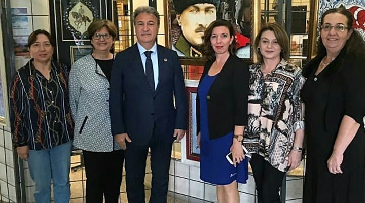 Bornova'da Atatürk ve Sanat Sergisi