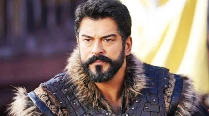 Burak Özçivit gitti Mert Yazıcıoğlu geldi