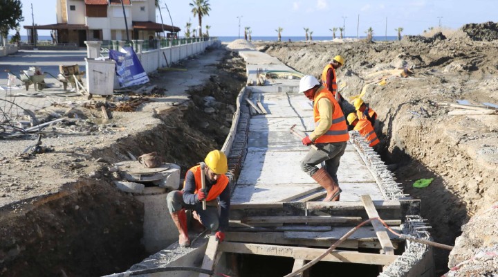 Büyükşehir'den Kuşadası'nda altyapı atağı!