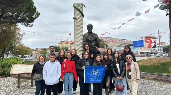 Büyükşehir, kitapseverleri buluşturuyor!