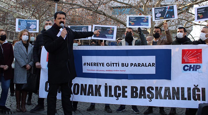 CHP Konak'tan protesto... 'VATANDAŞIN CEBİ YANMIŞ, YANDAŞIN CÜZDANI TAŞMIŞ'