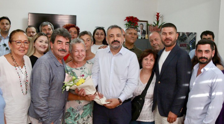 CHP'de Aslanoğlu'dan Foça ilçe örgütüne ziyaret