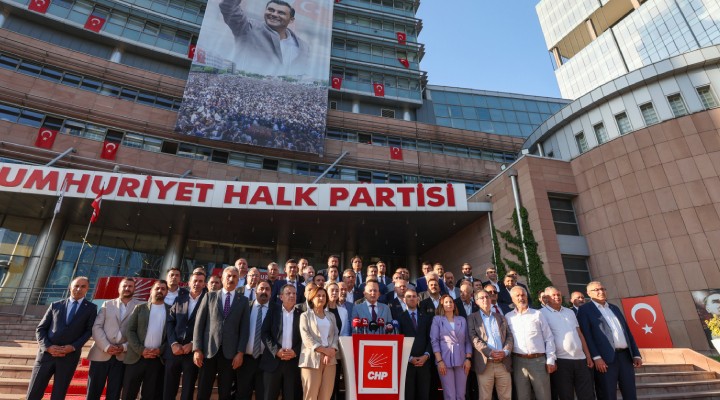 CHP'li 81 il başkanından ortak açıklama: Kayyum ya da butlan kararını tanımayacağız
