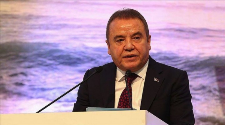 CHP'li belediyelere operasyon: Muhittin Böcek, Zeydan Karalar ve Abdurrahman Tutdere gözaltına alındı