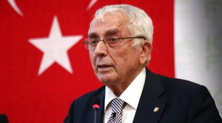 CHP'li eski bakan Ali Topuz hayatını kaybetti!