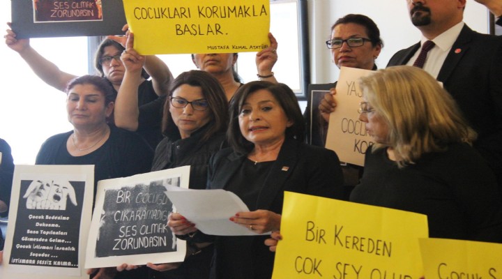 CHP'li kadınlardan çocuk istismarına tepki