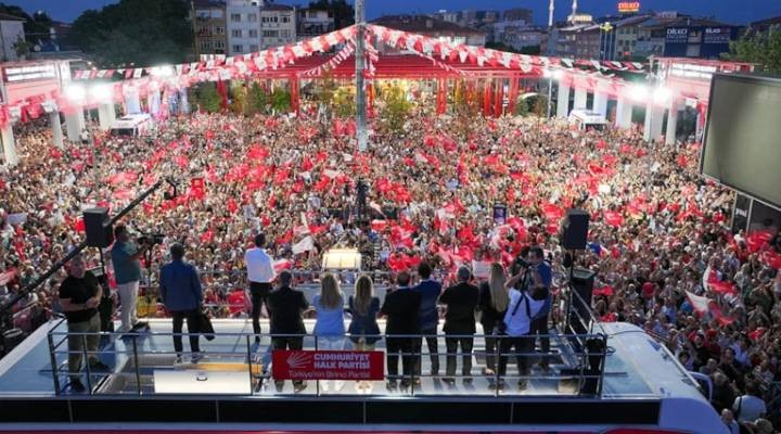 CHP'nin Bakırköy mitingine giden TİP'lilere gözaltı