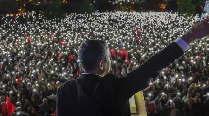 CHP’nin 10. mitingini Bayburt’ta: Miting alanına engel, üniversite tatil KYK yurtları boşaltıldı