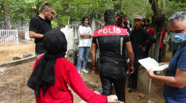 Canlı, canlı gömülen bebeği öğrenciler buldu!