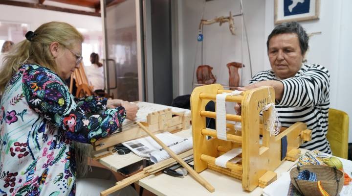 Çeşme Belediyesi'nden 60 yaş üstü vatandaşlar için kurs