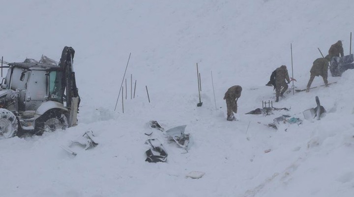 Çığ faciasında son durum... 38 ölü, 75 yaralı