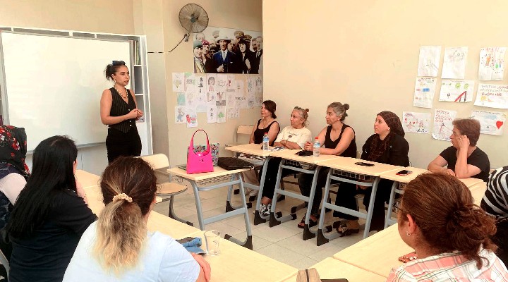 Çiğli Belediyesi'nden anneler için bilgilendirici seminer