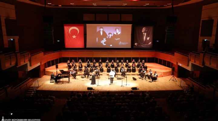 Cumhuriyetin Divası Müzeyyen Senar konserle anıldı