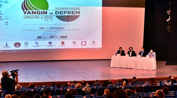 Deprem ve yangın uzmanları İzmir'de buluştu!