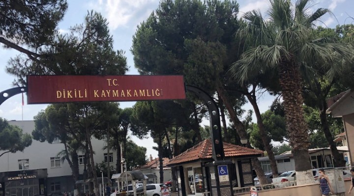 Dikili'de öğrenciler yaşlıların kişisel bakımını yaptı