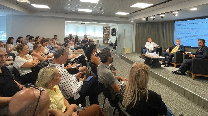 ESİAD'da çalışma hayatında güncel uygulamalar ele alındı