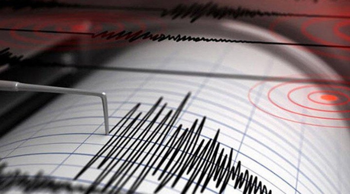 Ege Denizi'nde 5 şiddetinde deprem!
