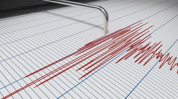 Elazığ'da 6.8 büyüklüğünde deprem