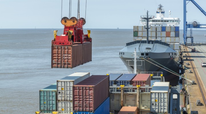 Egeli ihracatçılar ilk 4 ayda ihracatını yüzde 27 artırdı!