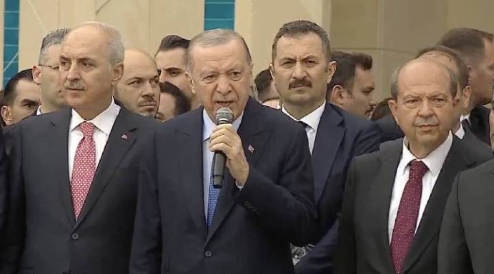 Erdoğan, KKTC'de: Kardeşliğimizi bozmaya, bu topraklara nefret tohumları ekmeye çalışanlar başarılı olamayacak